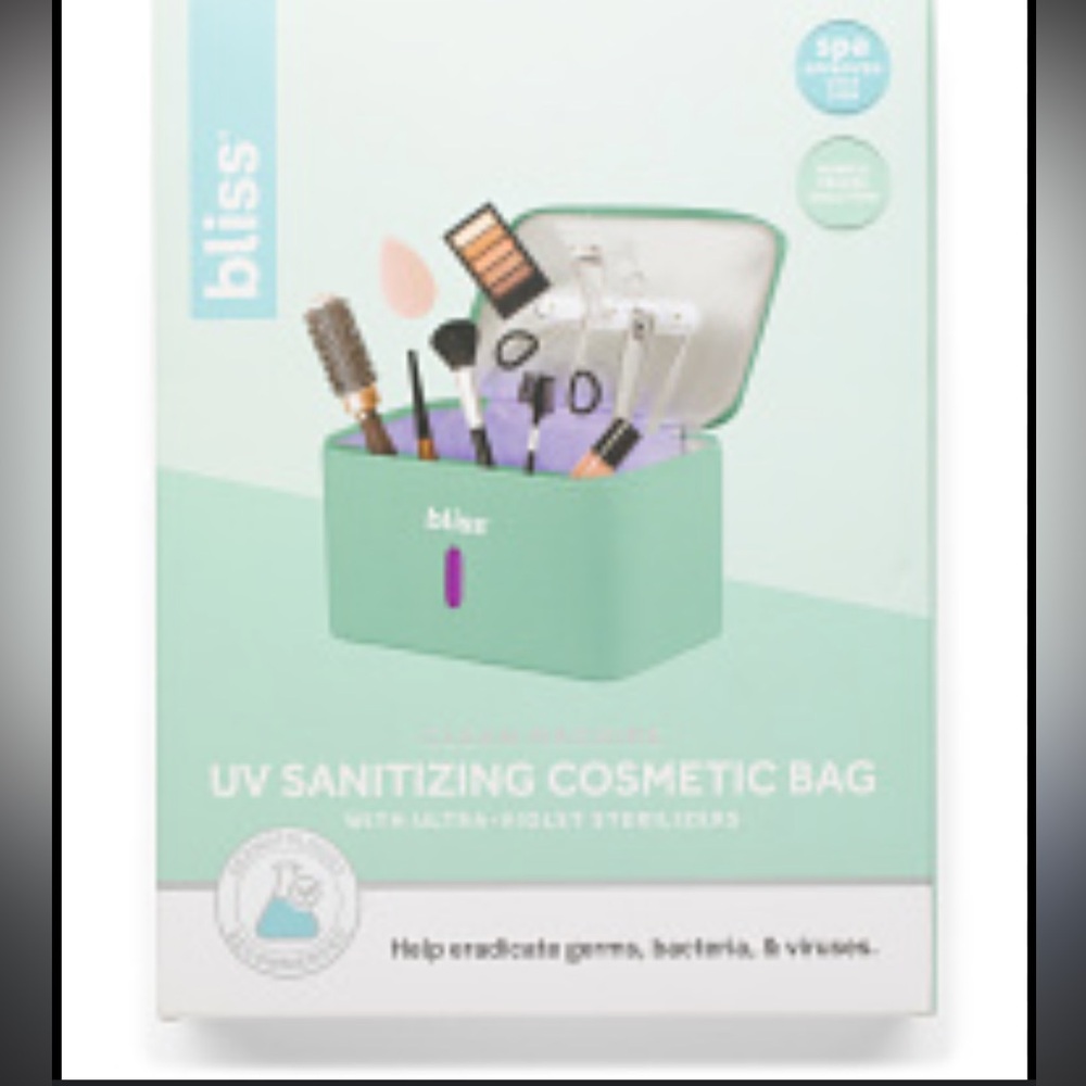 Bliss UV Sanitizing Cosmetic Bag - Mint